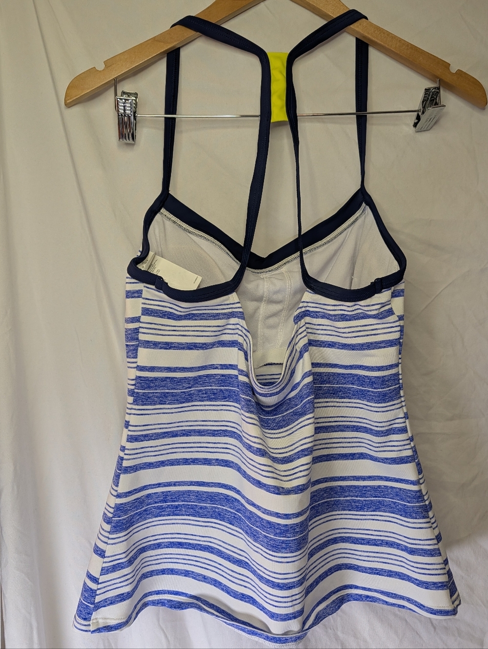 Nike swim tankini top Women Size 14 Blue White Striped - Picture 3 of 4